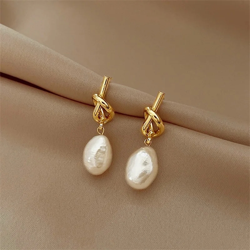 Body Jewelry Flat Back - ต่างหูมุกทรงแบนสีทองสไตล์ฝรั่งเศสสุดหรู ประดับด้วยเม็ดมุกแบบต่อชิ้น ปี 2026 สำหรับเครื่องประดับแฟชั่นเกาหลี งานปาร์ตี้