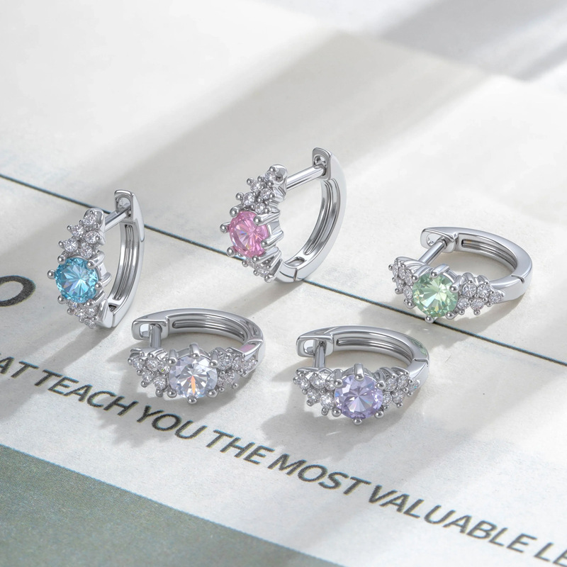 ต่างหูคริสตัลคิวบิกเซอร์โคเนีย - Conch Earring Hoop บทวิจารณ์และราคา