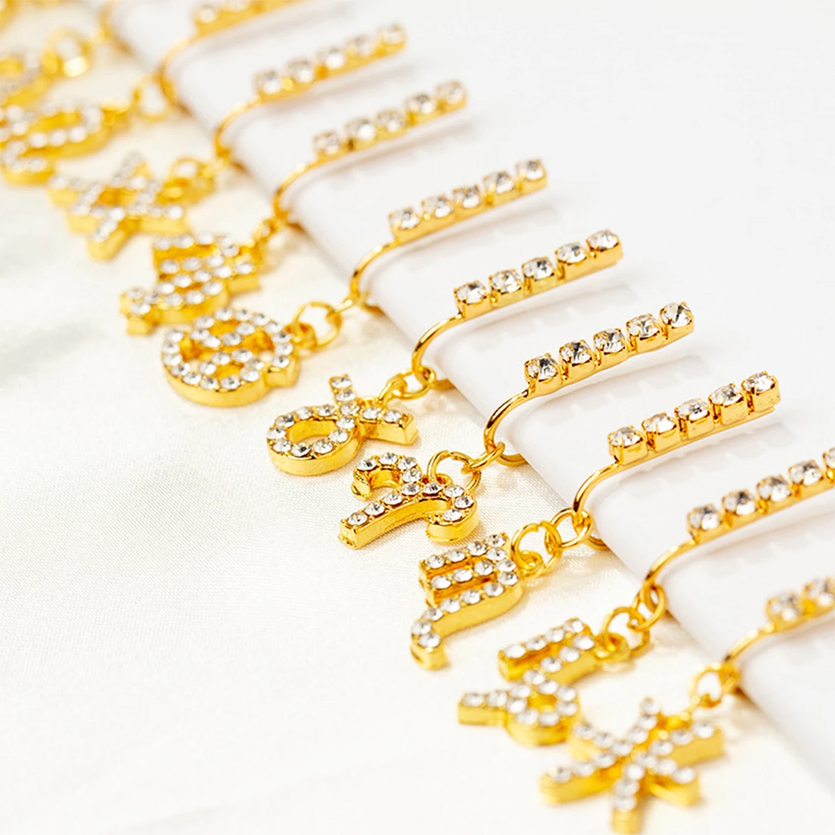 2แพ็คที่หนีบหูโลหะเซอร์คอน12คล - Body Jewelry And Earrings บทวิจารณ์และราคา