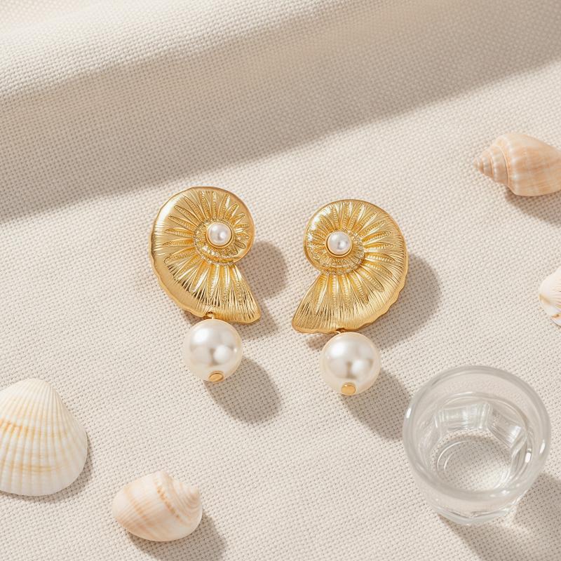 ต่างหูมุกเทียมรูปทรงเปลือกหอย  - Conch Earring Hoop บทวิจารณ์และราคา