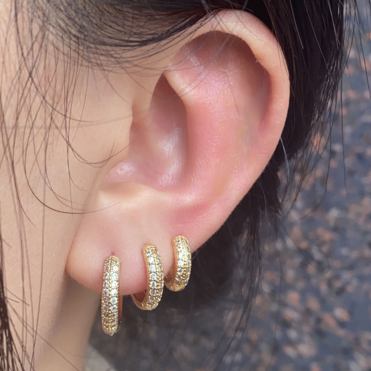 2024 แฟชั่นคู่แถวZircon Huggie - Conch Earring Hoop บทวิจารณ์และราคา