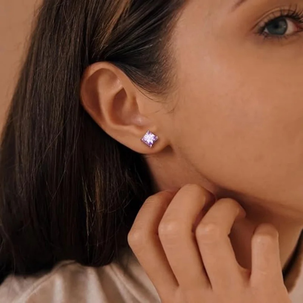 แหวนเจาะริมฝีปากไทเทเนียม ASTM - Body Jewelry Internally Threaded บทวิจารณ์และราคา